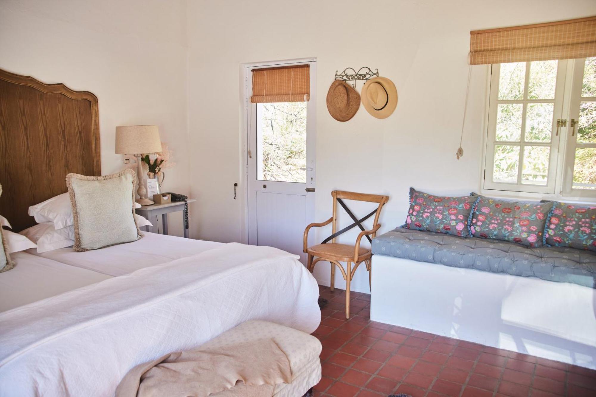 Klein Waterval Riverside Lodge Franschhoek Bagian luar foto
